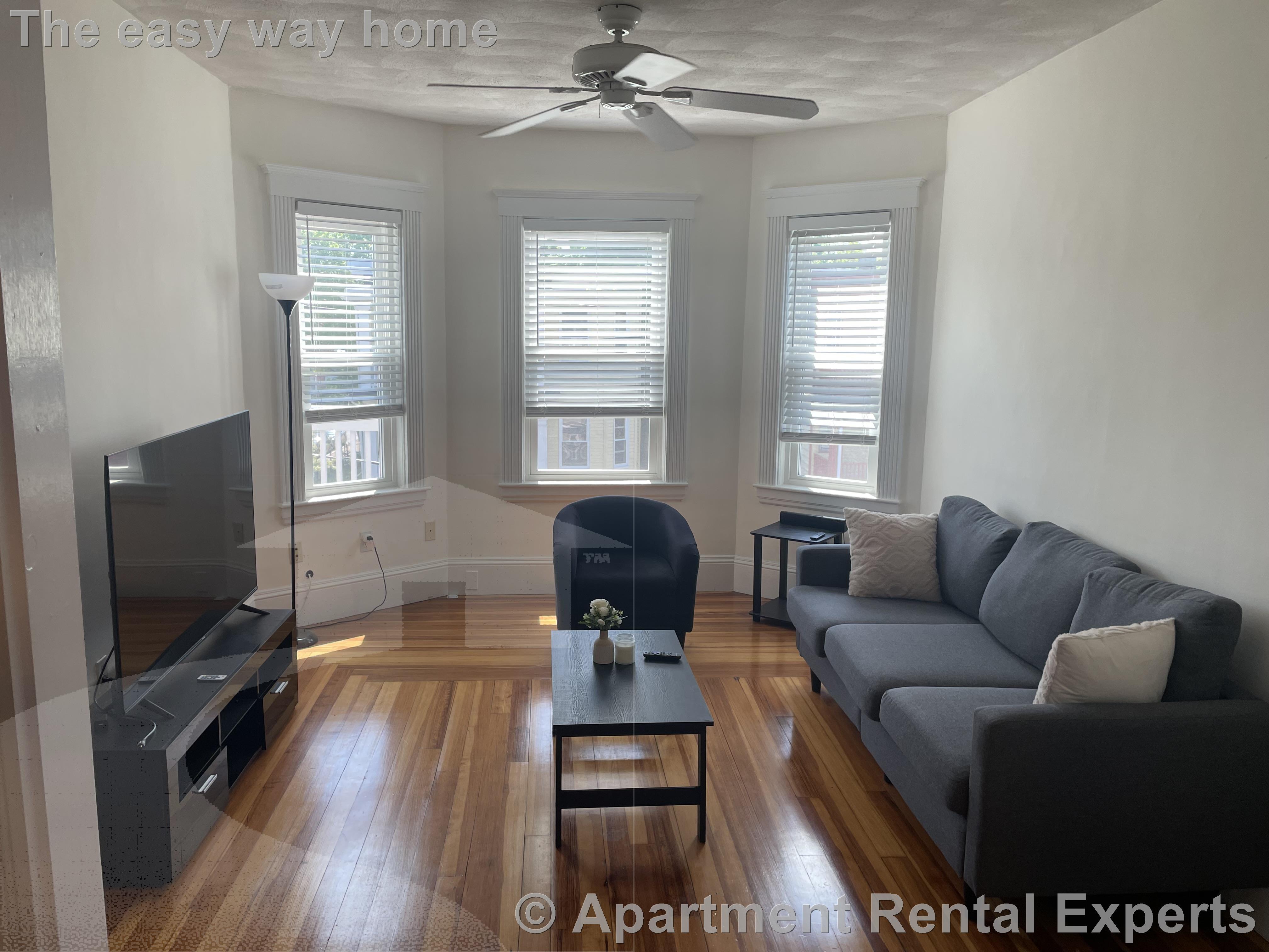 67 Easton St, Allston