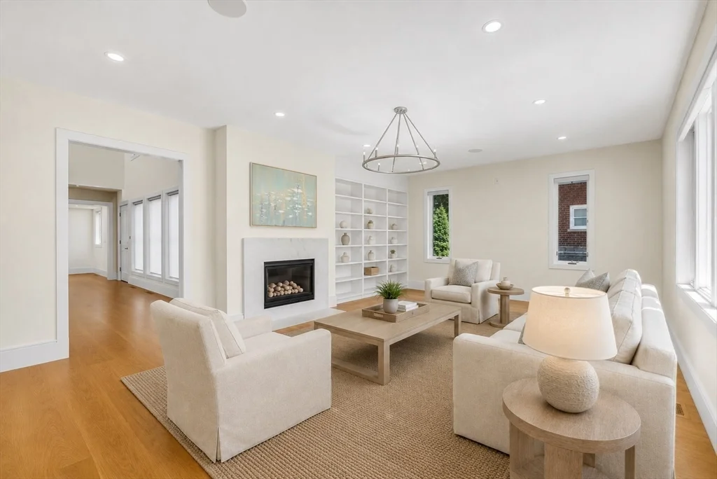 59 Fresh Pond Ln, West Cambridge