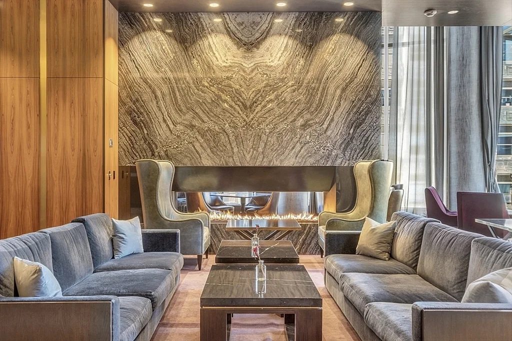 1 Franklin St, Downtown