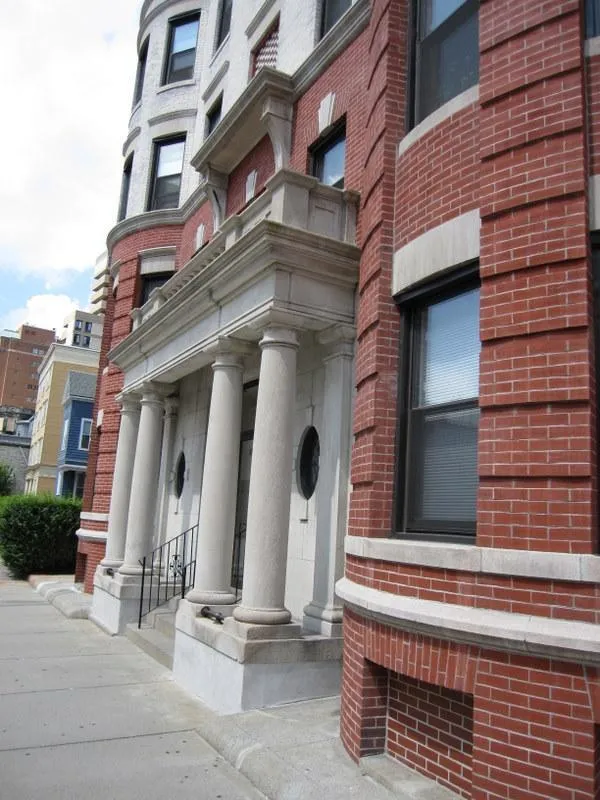 881 Massachusetts Ave, Central Square