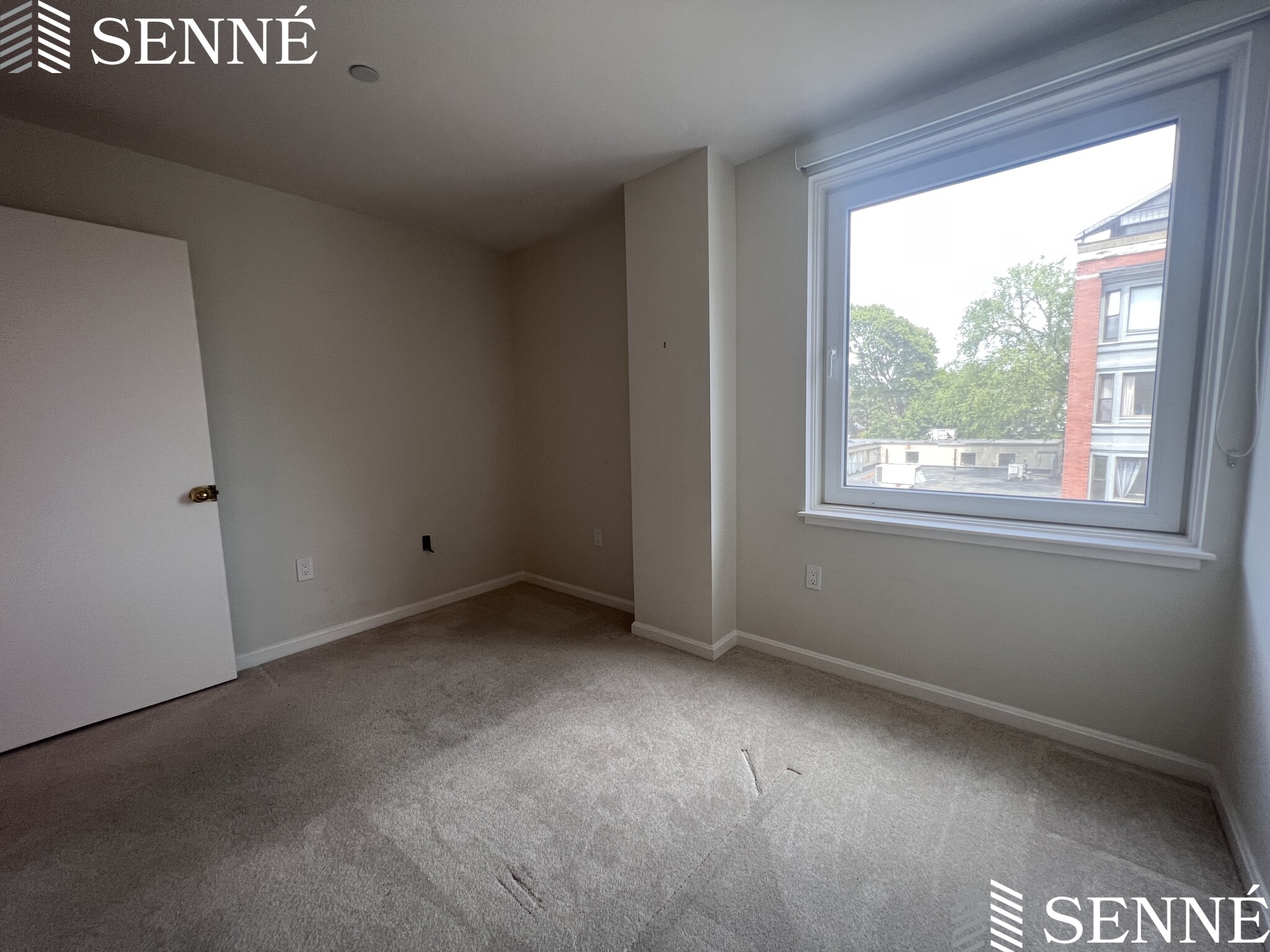 1008 Massachusetts Ave, Riverside