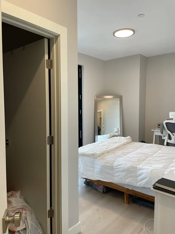 400 W Broadway, South Boston