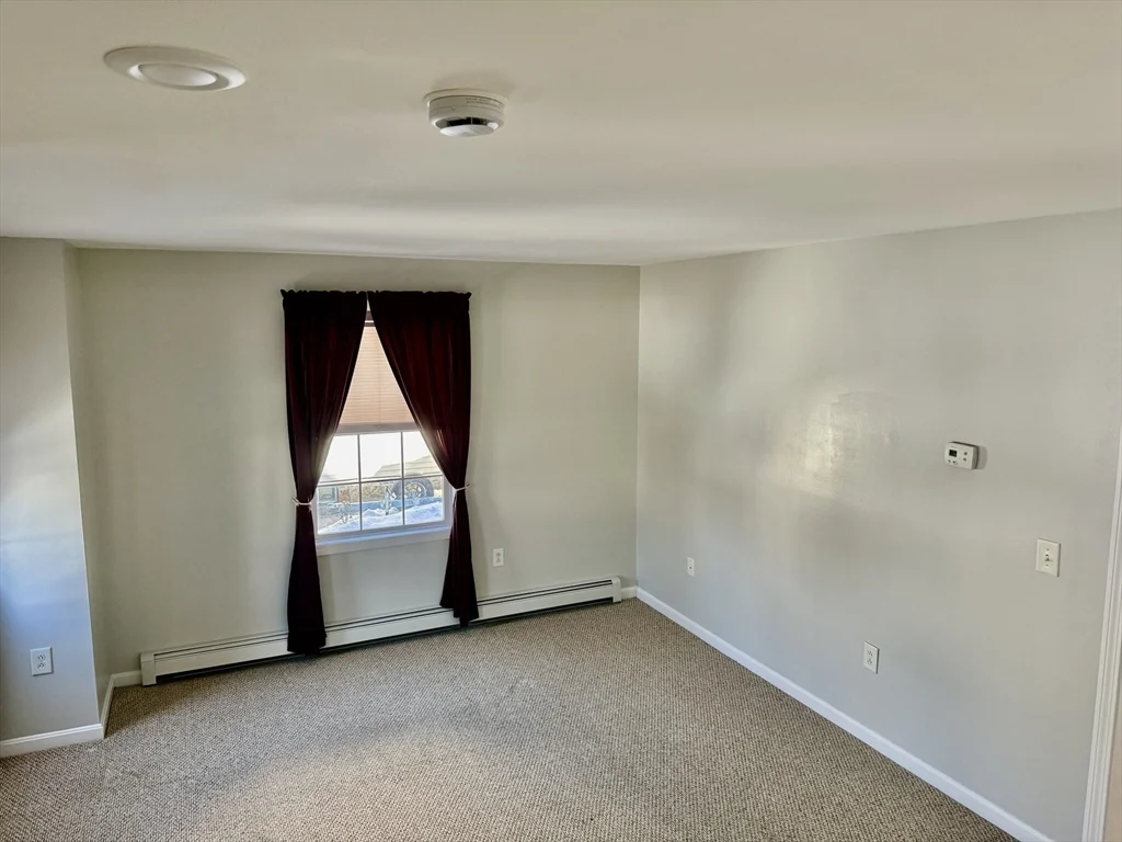 50 Wigwam Hill Dr, Worcester