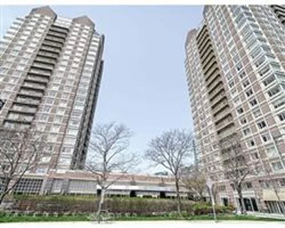 10 Museum Way, East Cambridge