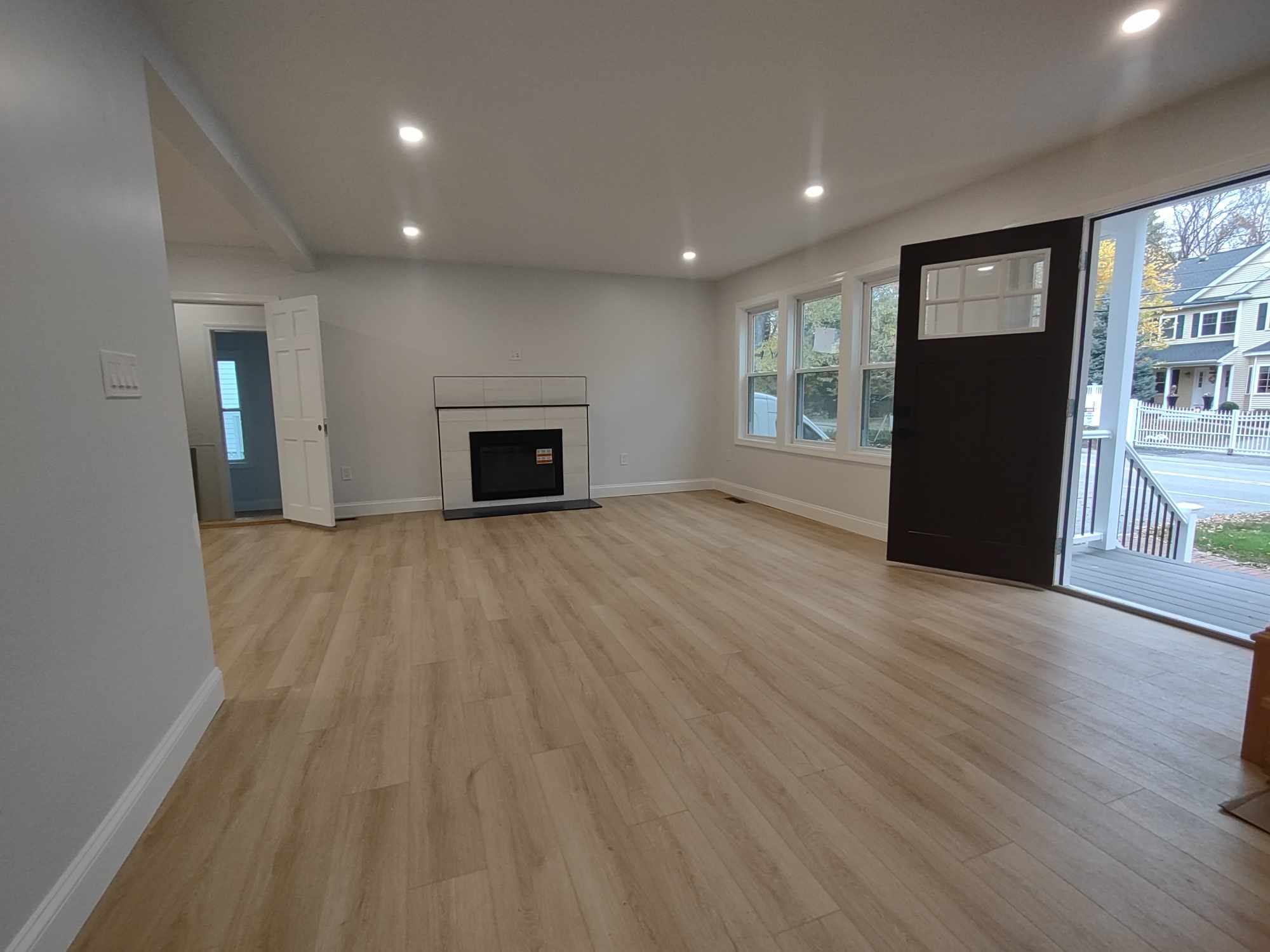 4 bed, 3 bath apartment for rent at 76 Lexington St Unit Na, Burlington — photo 4 of 16