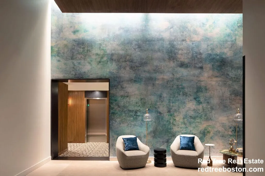 75 Saint Alphonsus St, Mission Hill