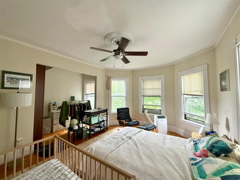 67 Highland Ave, Mid-Cambridge