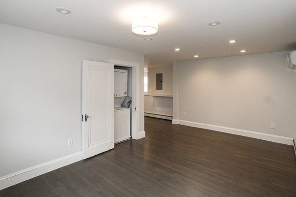 92 Ocean Ave, Swampscott