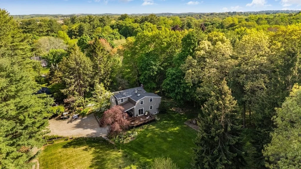 368 Main St, Lynnfield