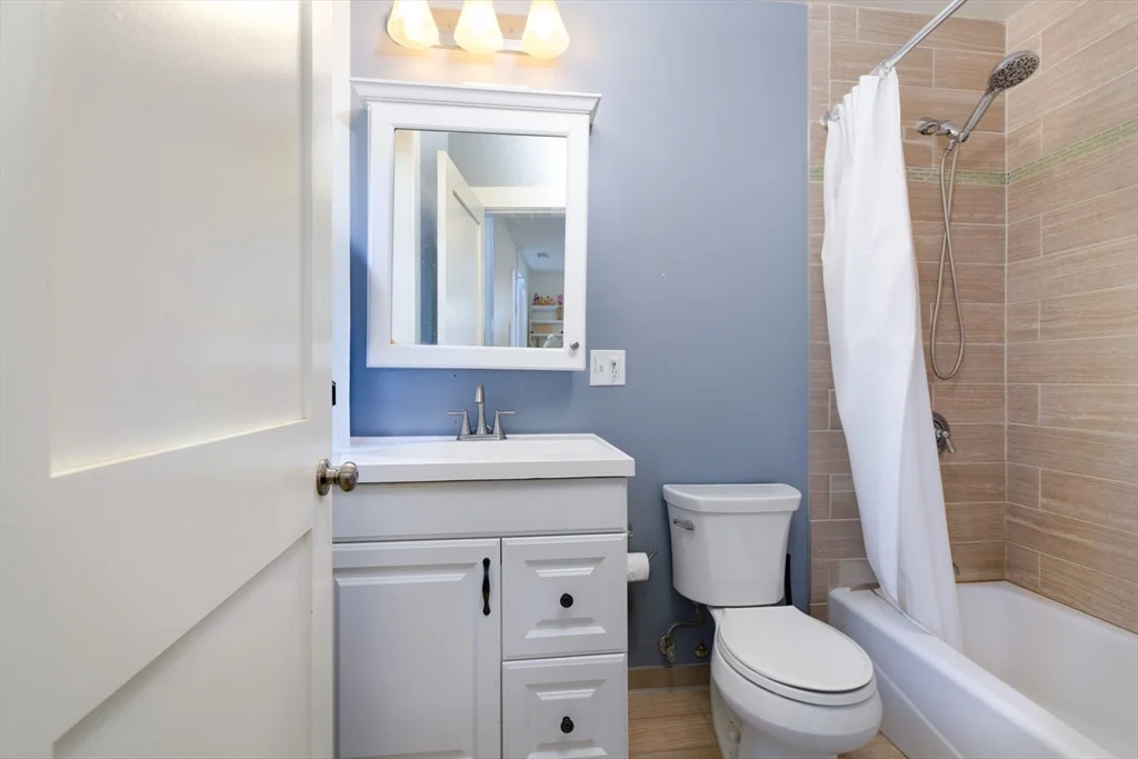 2025 Commonwealth Ave ,, Brighton