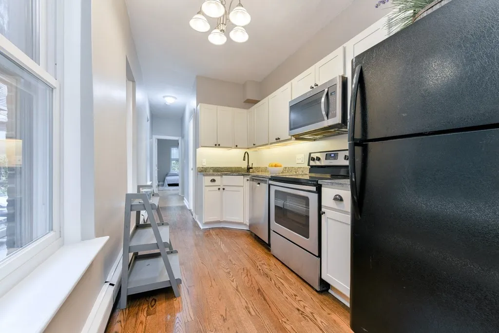 586 Columbus Ave, Roxbury