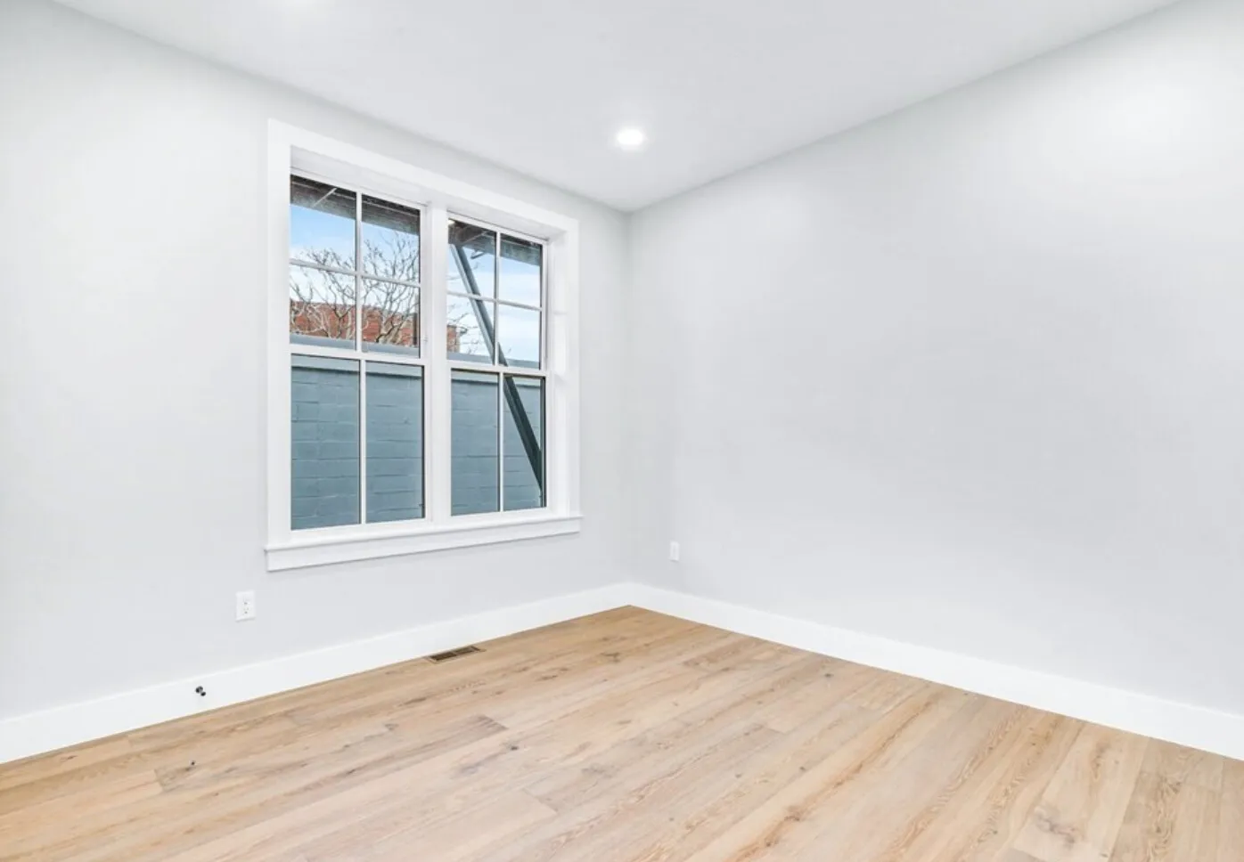 300 Somerville Ave, Ward Two