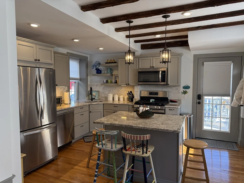 8 Williams St, Salem