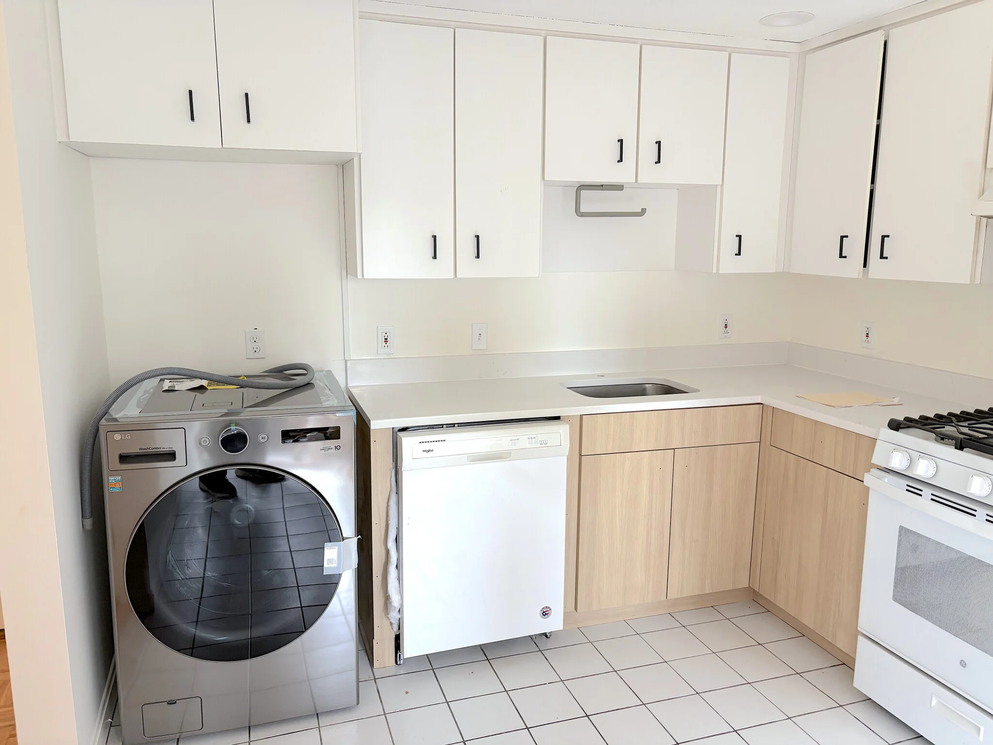 5 Davis Ave, Brookline Village