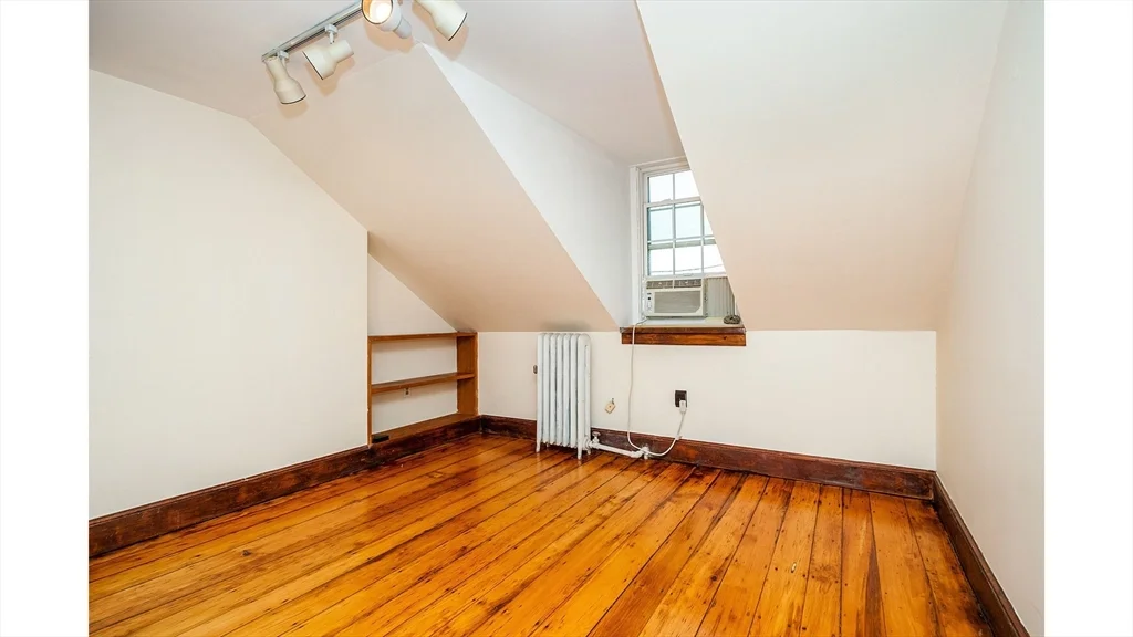 31 Myrtle St, Beacon Hill