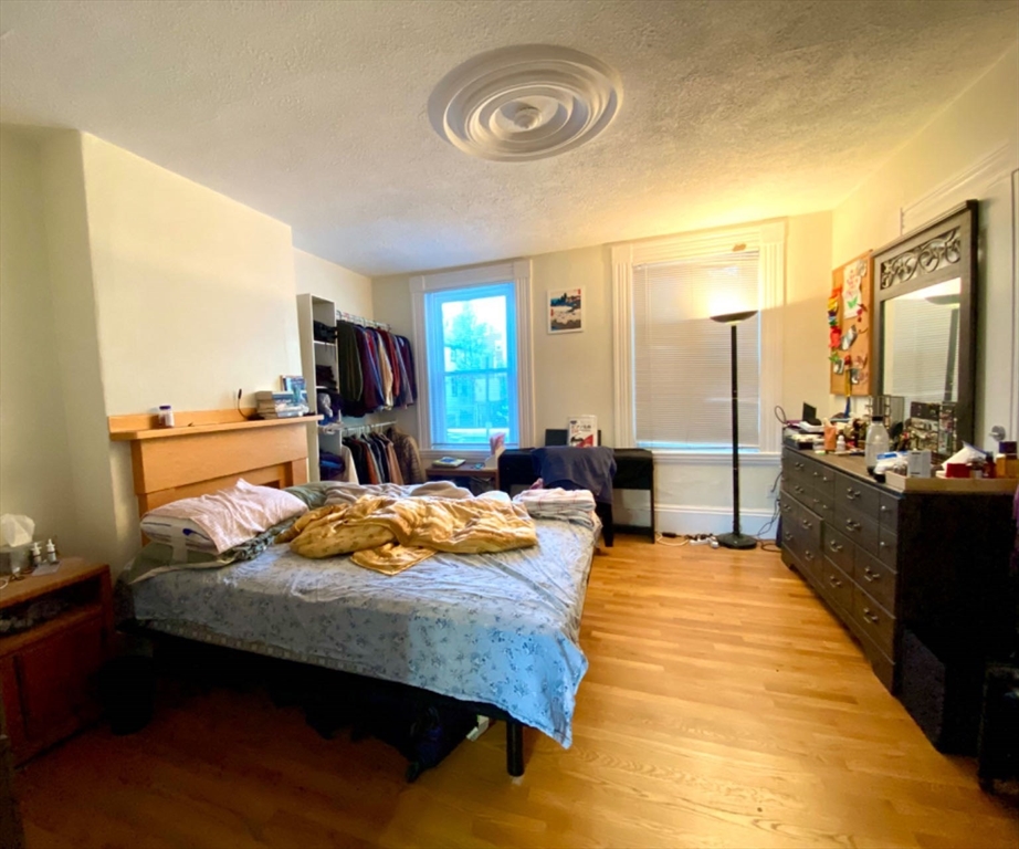 74 Spring St, East Cambridge