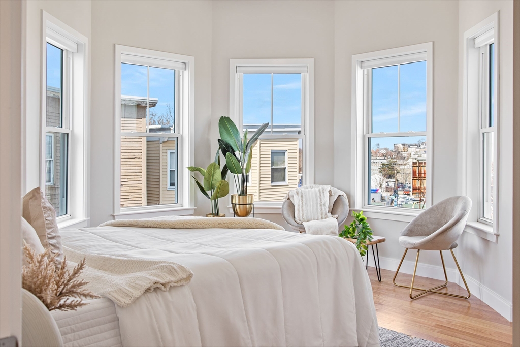 543 East 7th St, South Boston