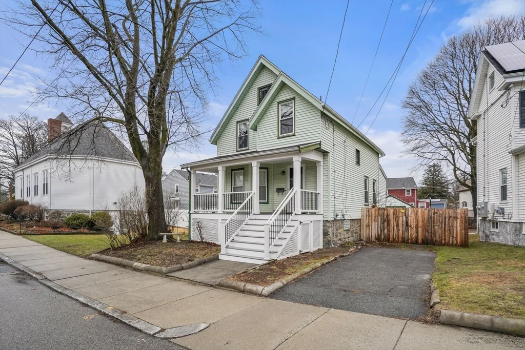 16 Gordon St, Malden