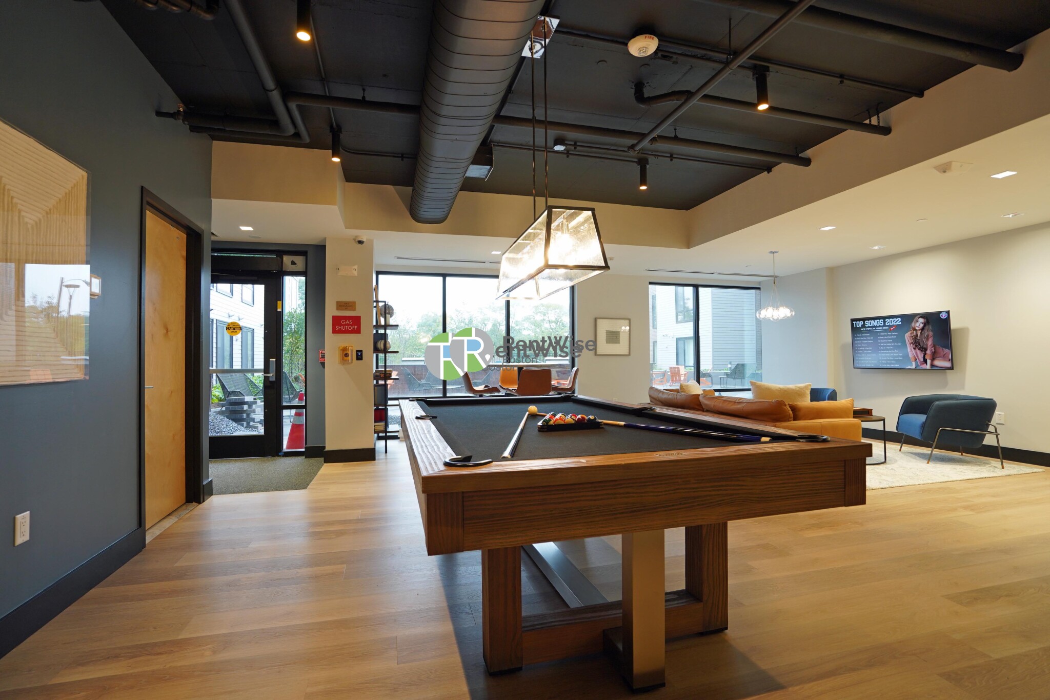 1550 Soldiers Field Rd, Brighton