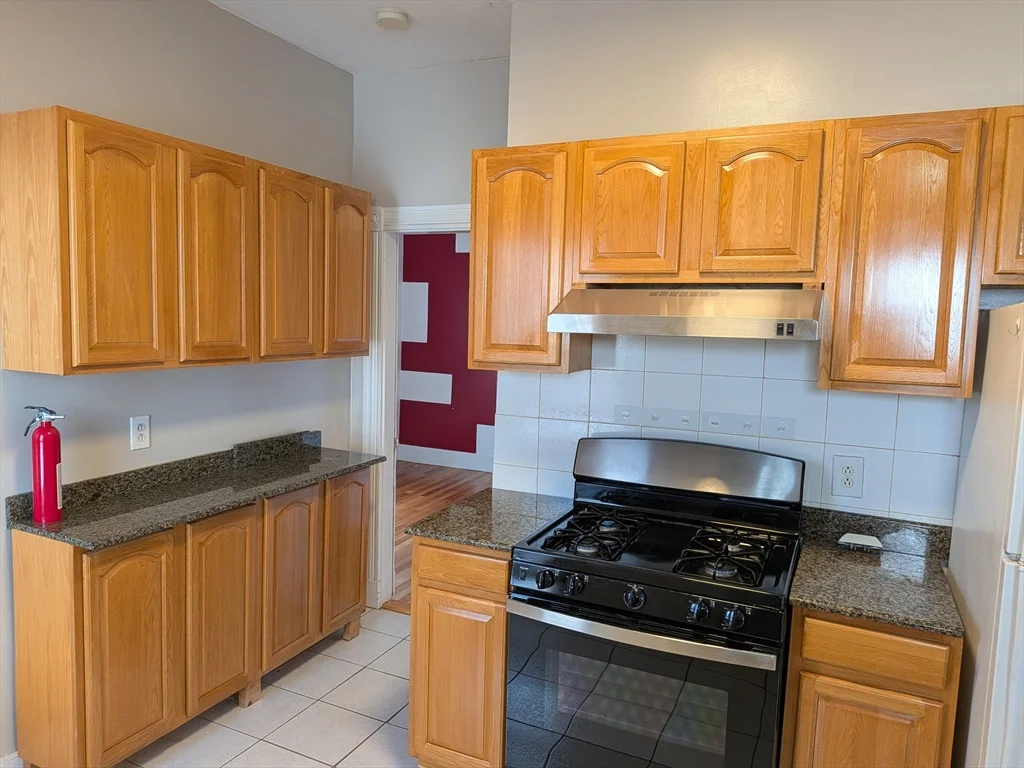 12 Newbern Ave, Tufts University