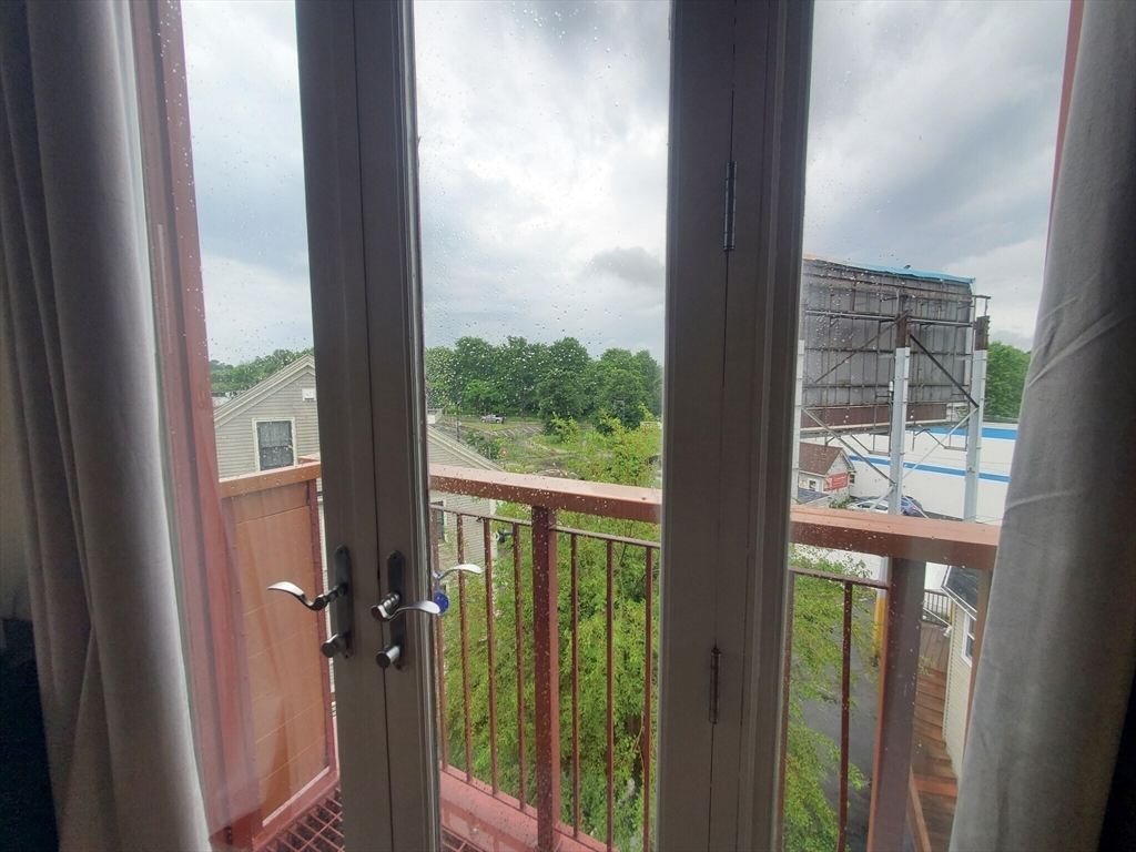 24 Bay State Rd, West Cambridge