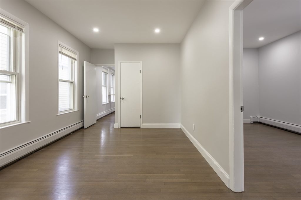 106 Byron St, East Boston