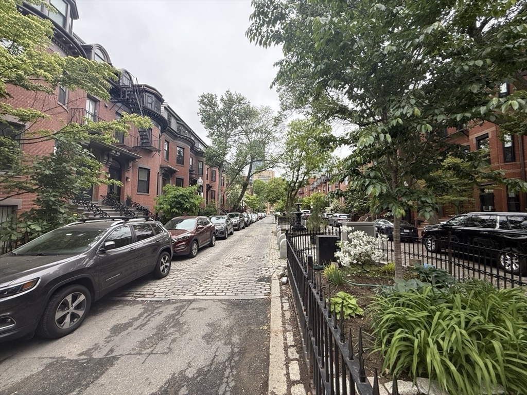 20 Concord Sq, South End