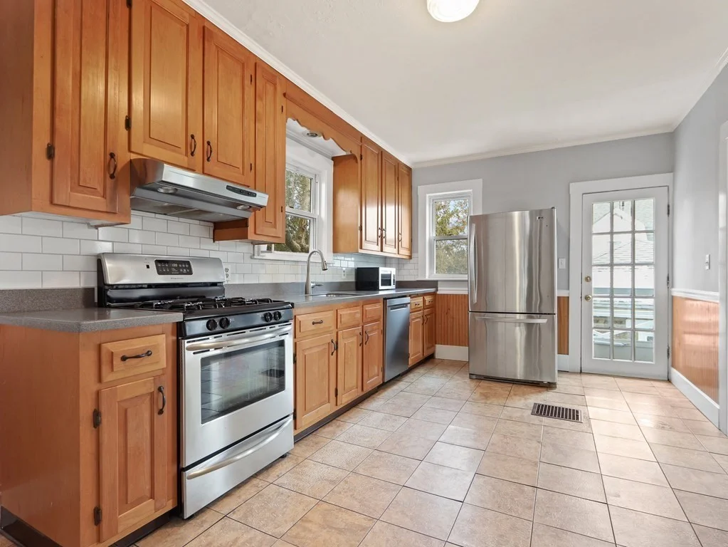 169 George St, Tufts University