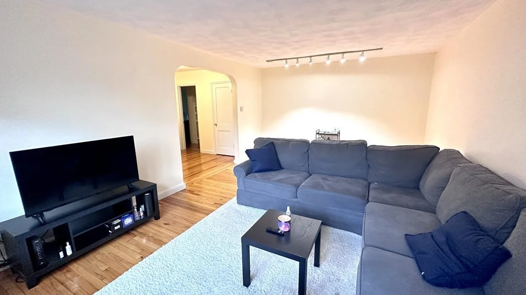 648 Washington St, Coolidge Corner