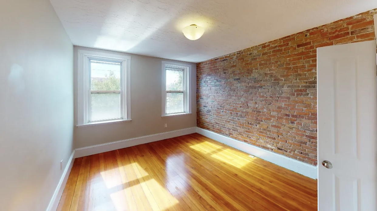 38 Frankfort St, East Boston