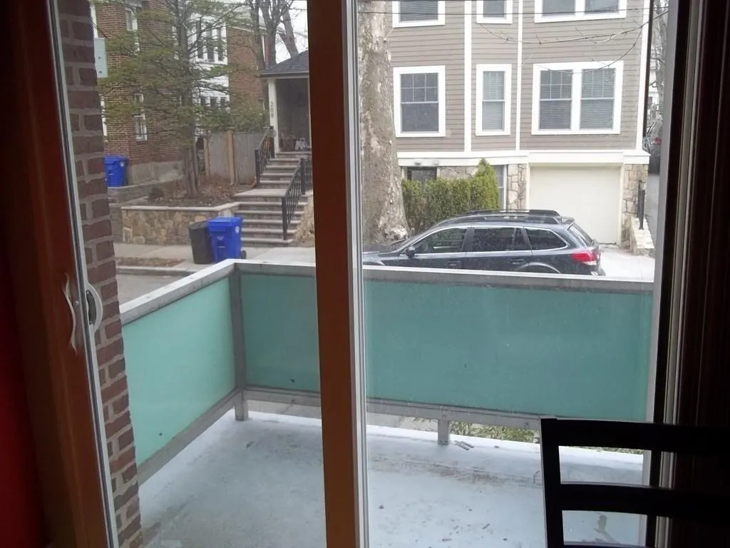 208 Fuller St, North Brookline