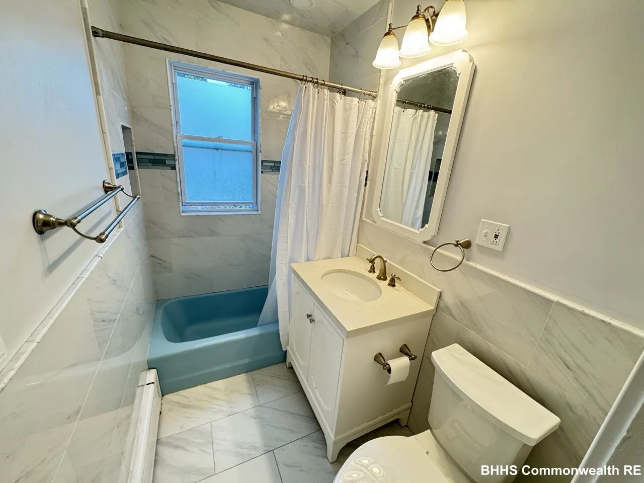 214 Commonwealth Ave, Chestnut Hill