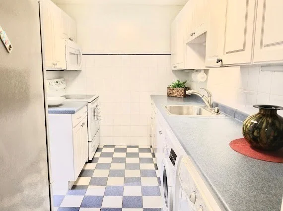 16 Winter, Piety Corner