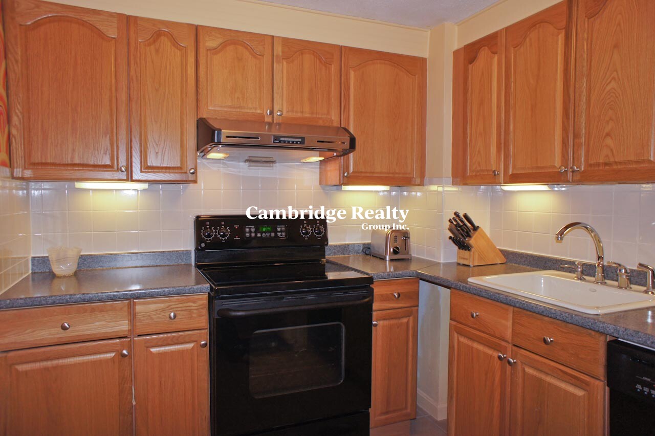269 Harvard St, Mid-Cambridge