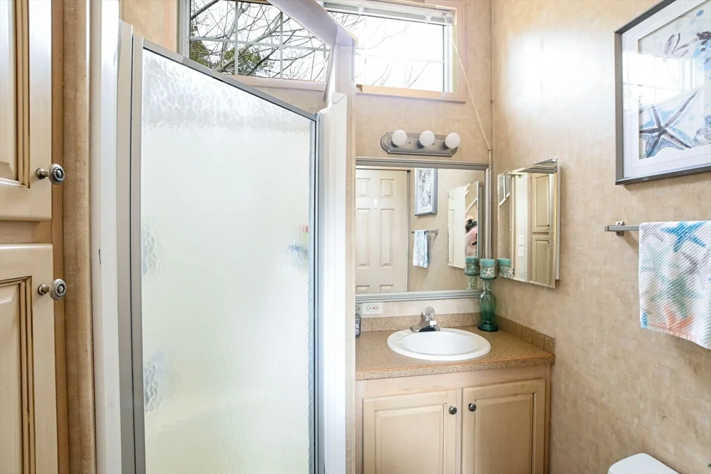 185 Cotuit Rd, Sandwich