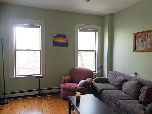 2 Greenwood Ter, Ward Two