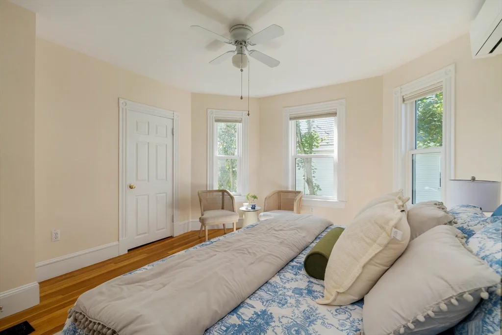 87 College Ave, Medford