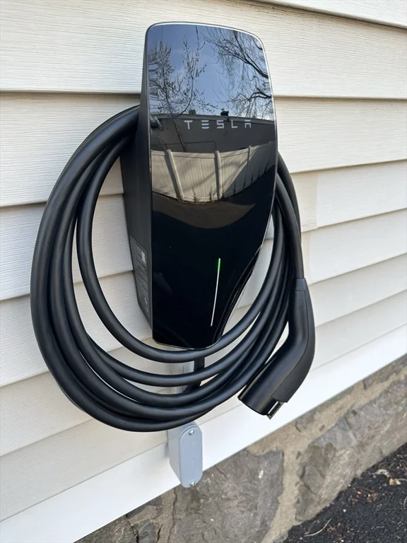 52 Garfield Ave, Medford