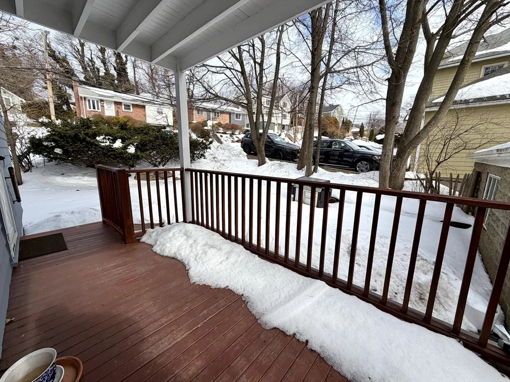 31 Oakley Rd, Watertown