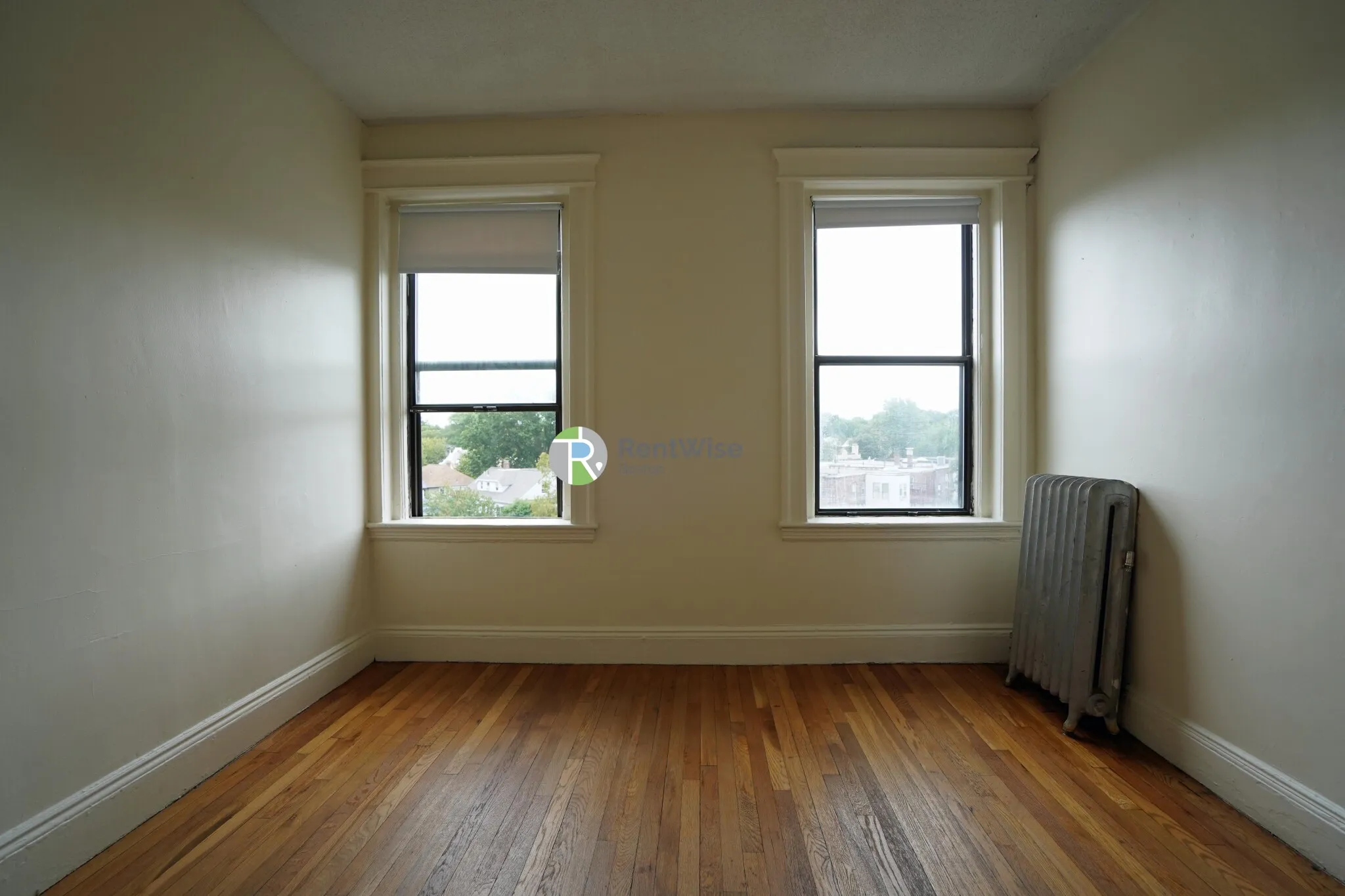 1144 Commonwealth Ave, North Brookline