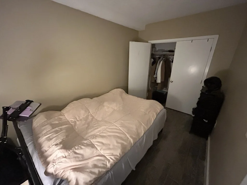 701 Massachusetts Ave, Roxbury