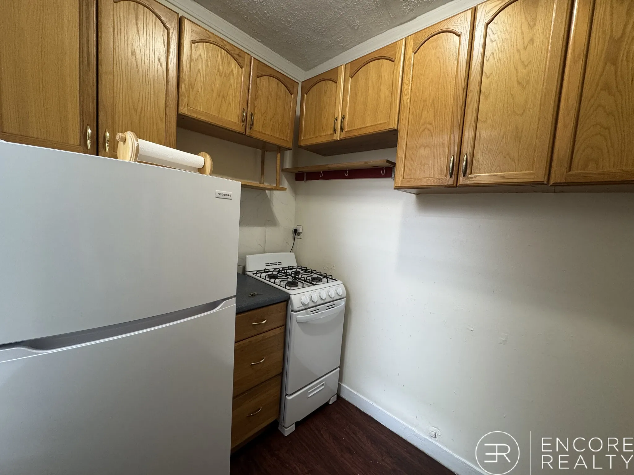 364 Riverway, Mission Hill