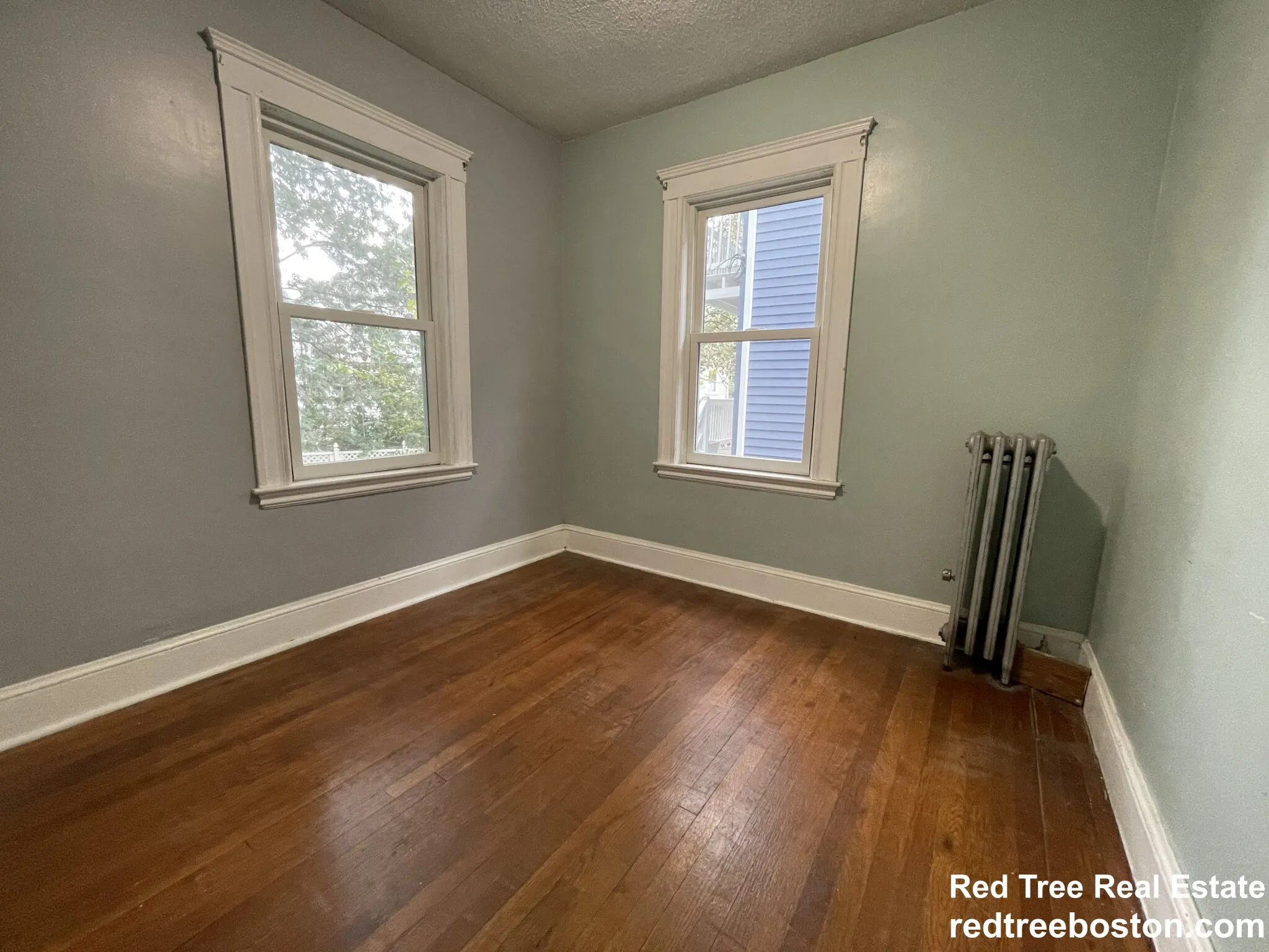 42 Day St, Jamaica Plain