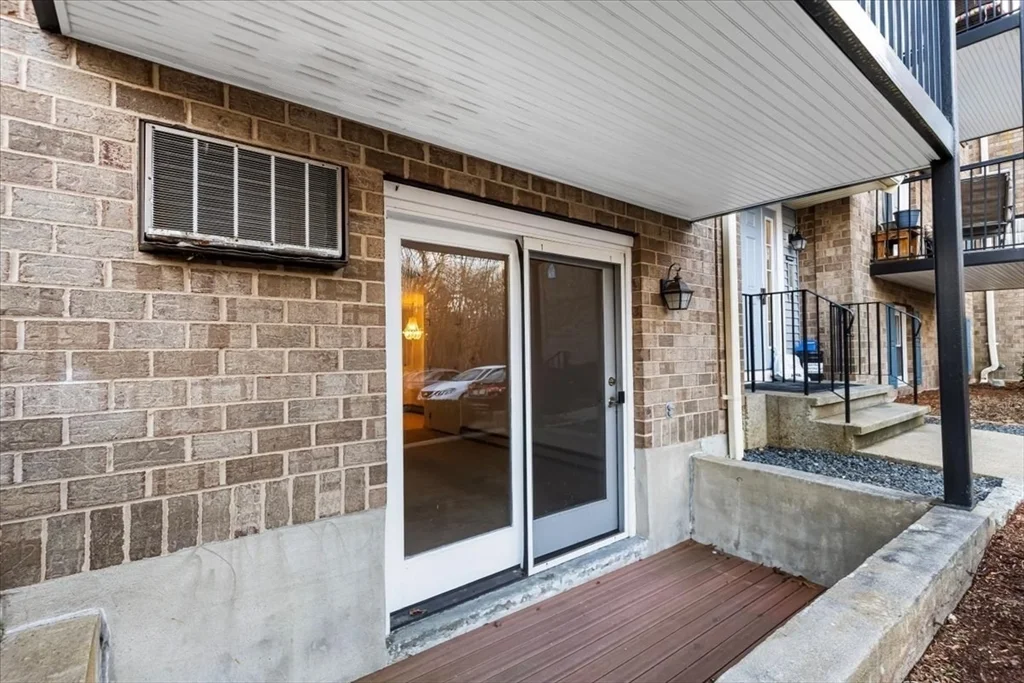 610 South Franklin St, Holbrook