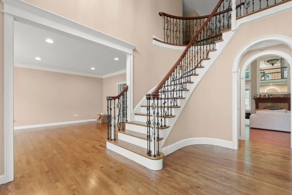 12 Ronald C Meyer Dr, North Attleboro