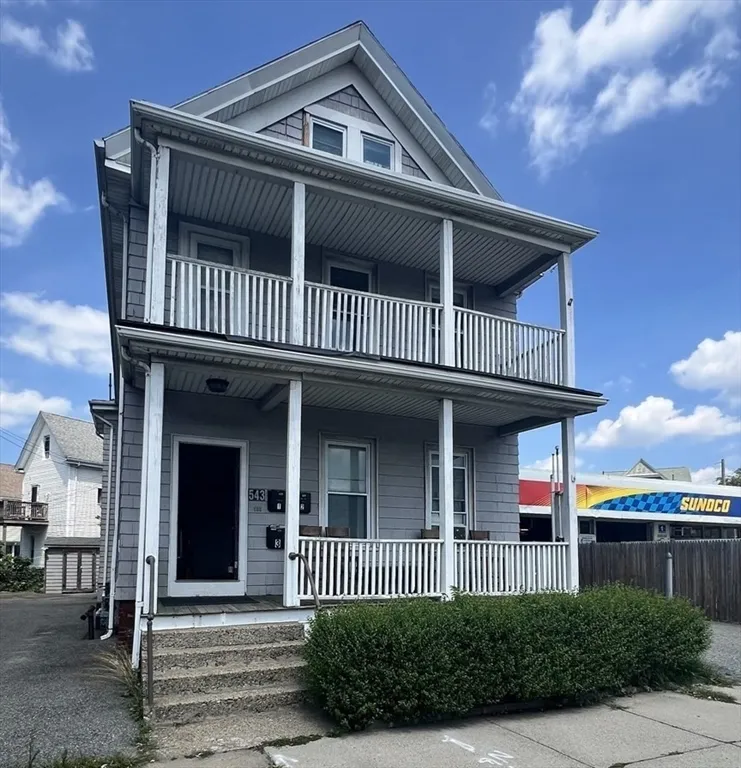 543 Broadway, Magoun Square