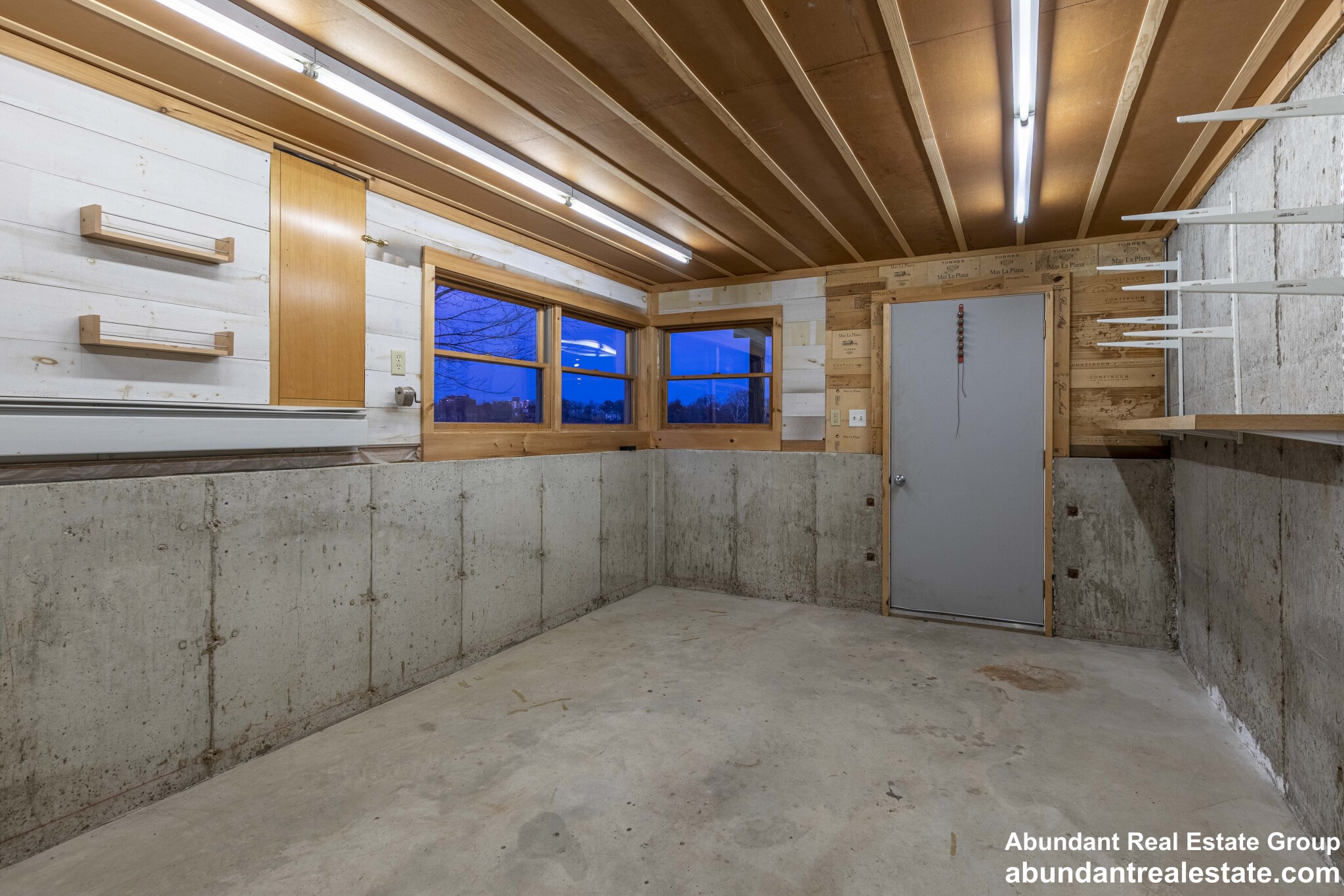 3 bed, 2.5 bath apartment for rent at 104 Spy Pond Pkwy Unit 1, Arlington — photo 36 of 40