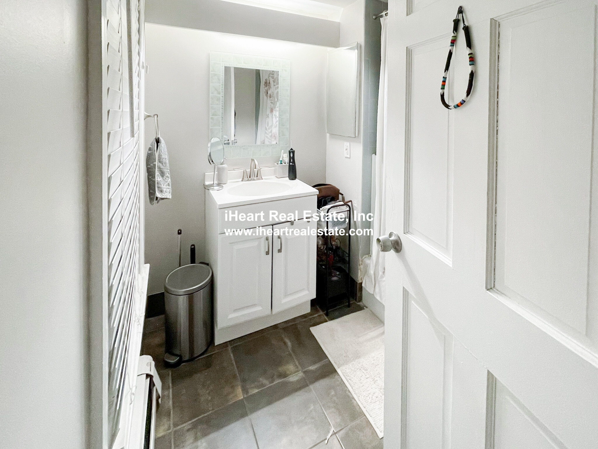 Studio bed, 1 bath apartment for rent at 37 Gray St Unit 1, South End — photo 9 of 10
