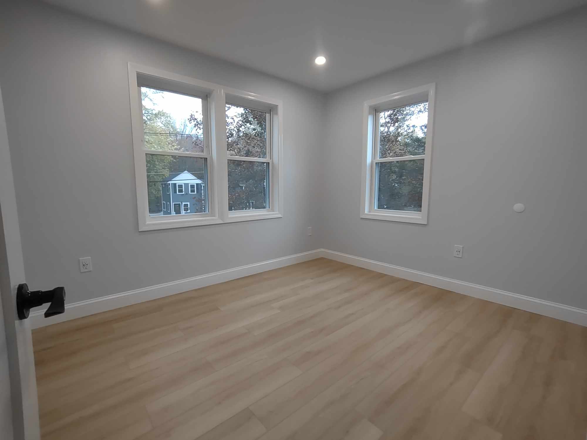 4 bed, 3 bath apartment for rent at 76 Lexington St Unit Na, Burlington — photo 3 of 16