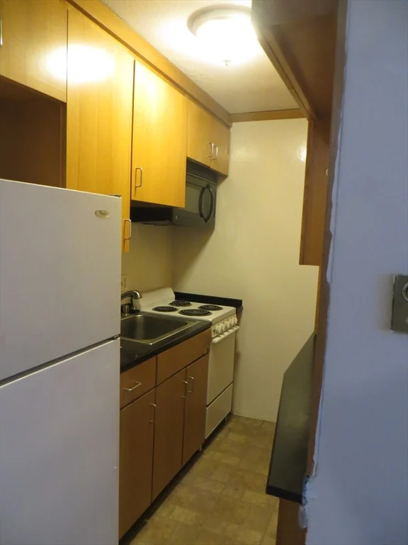 200 Kelton, Allston